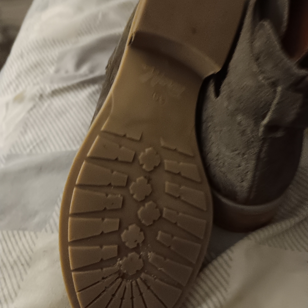 TARA M KEEGAN ANKLE BOOTS - Picture 7 of 12